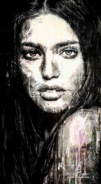 Author: Mel FUGER
Copyright: © Mel FUGER. All Rights Reserved. Emily portrait moderne